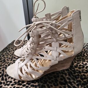 LOVELY NINE WEST LEATHER  SHOES WEDGE SANDALS SIZE 11.5